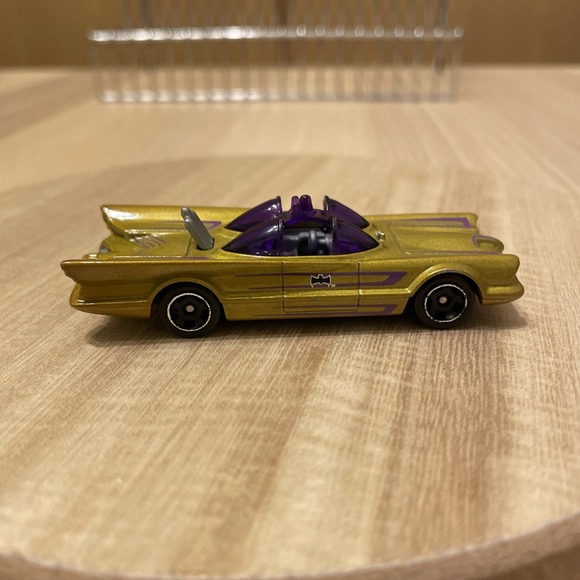 Hot Wheels Other - 2022 Hot Wheels #131 Batman 4/5 TV Series GOLD Batmobile